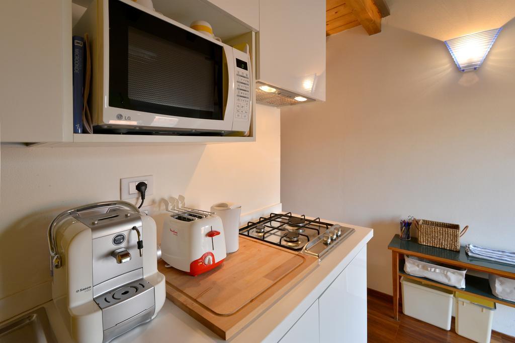 Heart Milan Apartments Navigli Szoba fotó